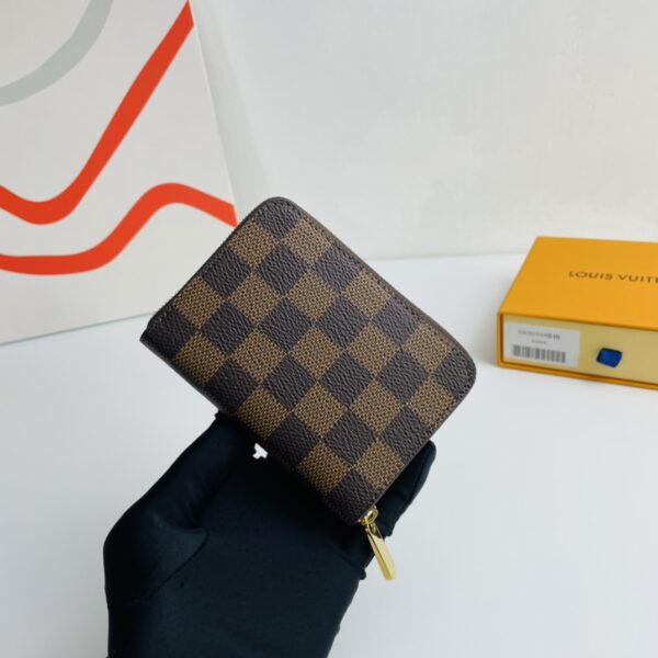 Louis Vuitton Zipped Coin Purse - Brown - Image 5